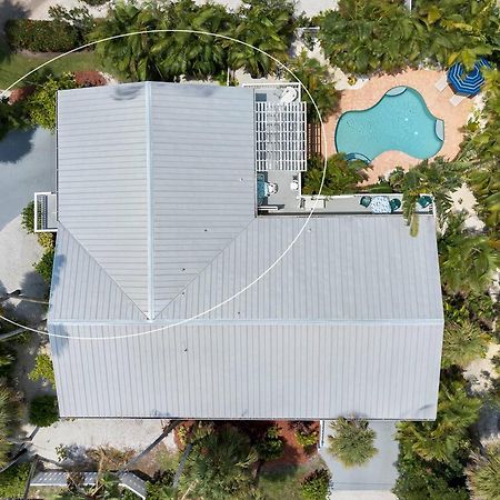 Island Girl West - Heated Pool Porches Beach Gear Walk To Beach Holmes Beach Bagian luar foto